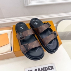 Louis Vuitton Slippers